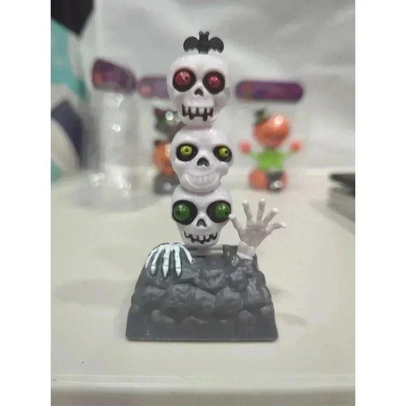 Lot of 3 Solar Powered Dancing Bobble Head Hallowee Pumpkin Cat Skeleton‎ Heads - Picture 10 of 13
